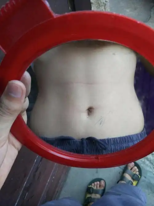 我的肚子有木有腹肌