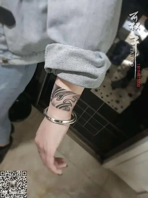 传统浪花臂环_纹身图案手稿图片_龙的纹身作品集