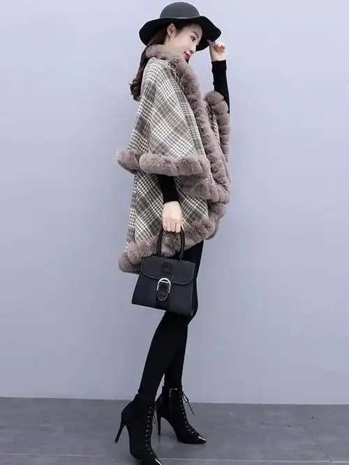 斗篷外套女秋冬季2020年新款韩版宽松毛领披肩小个子时尚毛呢披风