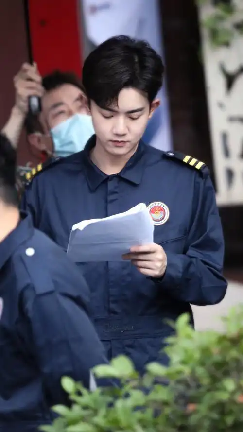 李明德偷走他的心##李明德凌书成