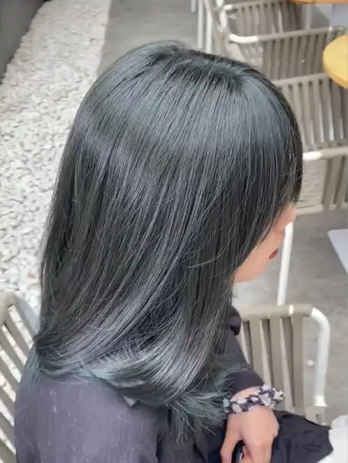 藏青灰,2020超级显白发色推荐