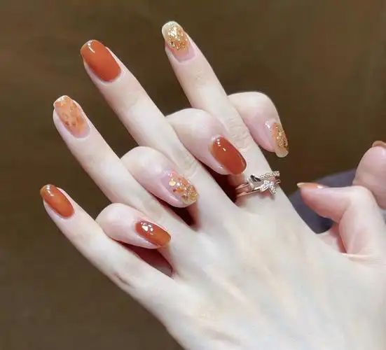 美甲款式图片2022显白夏天,2022最火美甲显白