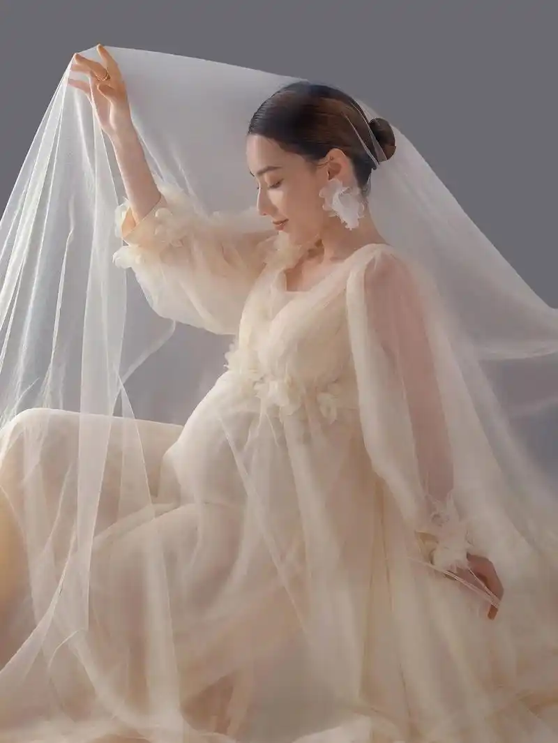 把刘诗诗同款写真拍成了孕照温柔又浪漫