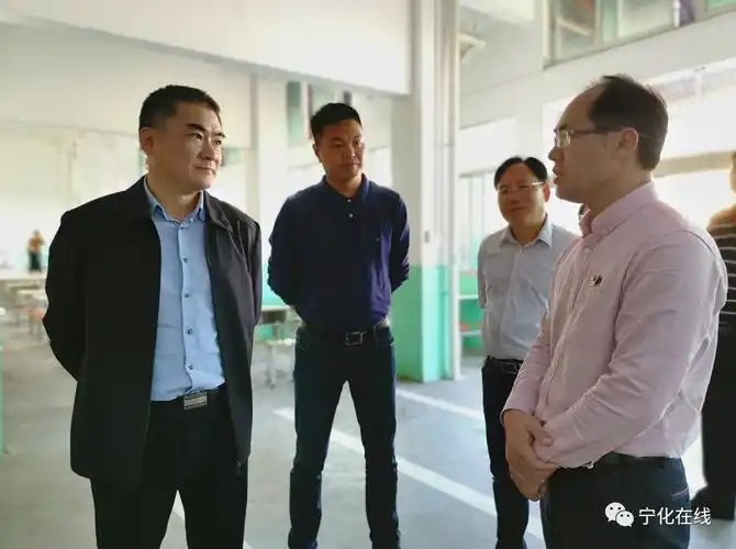 县长姚文辉调研复学住房安全和防汛备汛工作