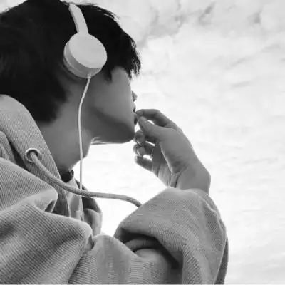 119张黑白系头像男帅气_男生头像_头像屋