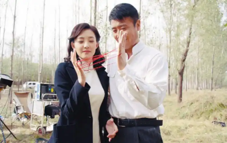 回顾演员于和伟我这辈子正确的决定就是娶了一个平凡的妻子