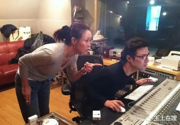 女明星,前三位个个都是大姐大,就她最单纯|王菲|韩红|抽烟_网易订阅