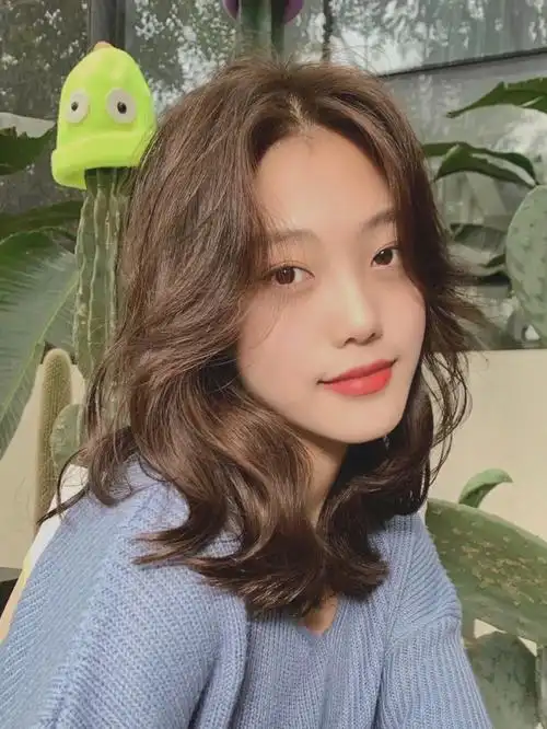 蛋卷头7878中短发女生最值得烫的发型～～甜美温柔法式烫发,慵懒