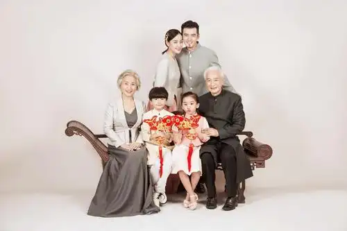 私人定制全家福(3到5人)/亲子照