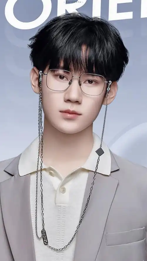 时代少年团 金丝眼镜贵公子 cr -amyyyyyu-/海俪恩代言