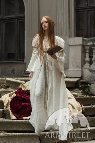 原创设计欧洲中世纪服装 秋冬季高贵宫廷连衣裙 古典礼服定制-淘宝网