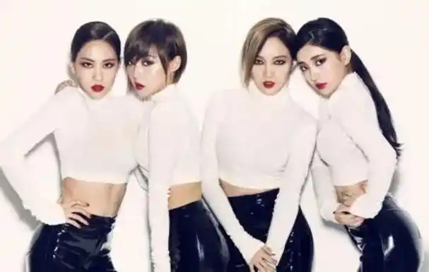 歌手王霏霏晒出与jyp朴振英合照,梦回missa了,两人是否准备合作