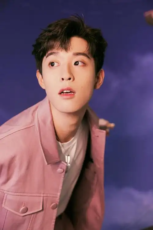 报———吴宇恒改微博名字啦!