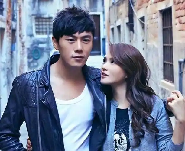 事实证明,46岁秦昊对56岁伊能静的宠爱,十个庾澄庆是比不了的?