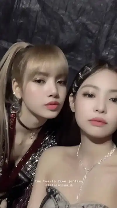 jennie and lisa cr微博一口甜少女