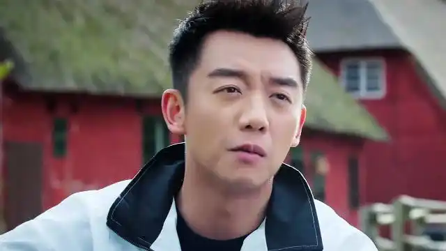 可能真的是年纪大了,郑恺对有历史的东西很容易"上头"