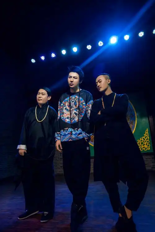 抖音摩登兄弟高清图片