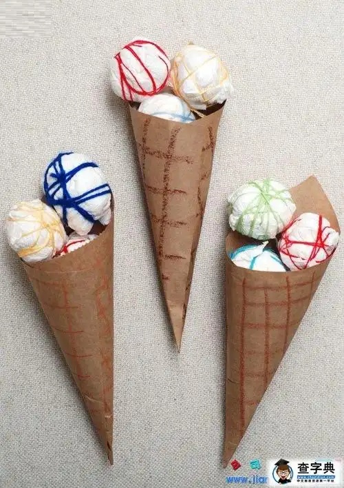 可爱卷纸冰激凌的制作方法_环保手工制作-查字典幼儿网