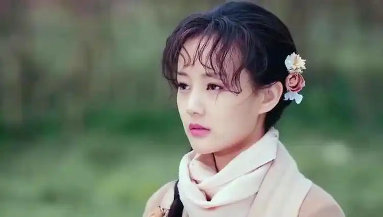 半妖倾城:明夏以为倾城死了,宛如游魂,不料再次遇见时竟是分手_网易