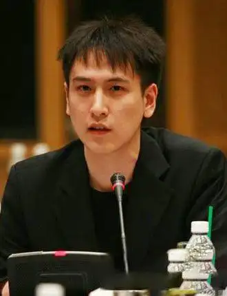 男士明星发型精选|小鲜肉吴亦凡发型,男士最爱发型盘点