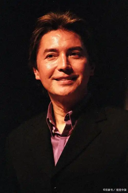 这10位明星年轻惊为天人,20年后神颜崩塌太可惜