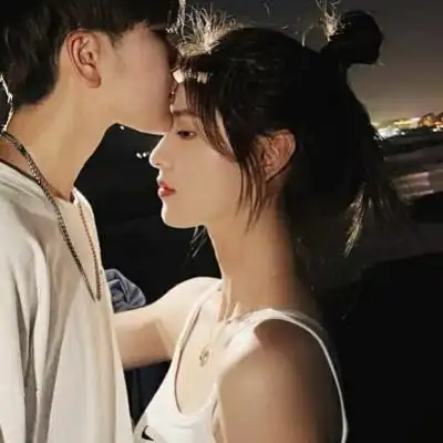 真人超恩爱情头 高清超甜的真人超明显秀恩爱情头图片_情侣头像_美头