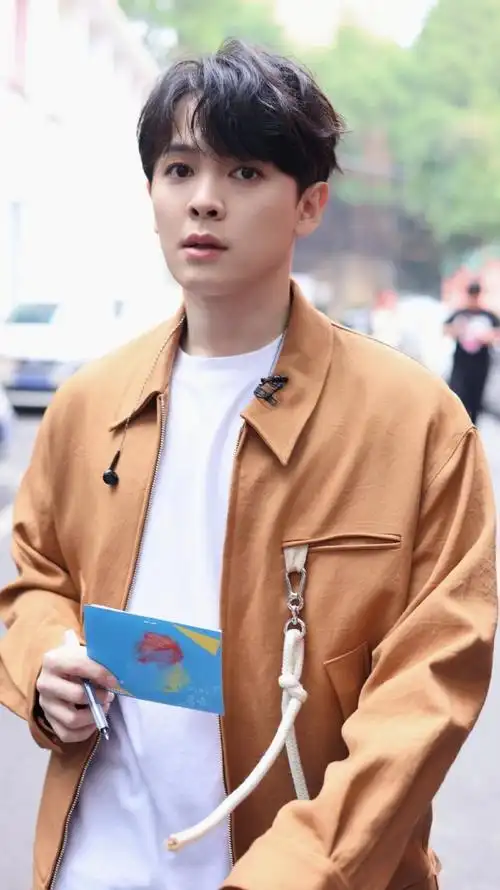 尤长靖加盟爱唱歌的大学生