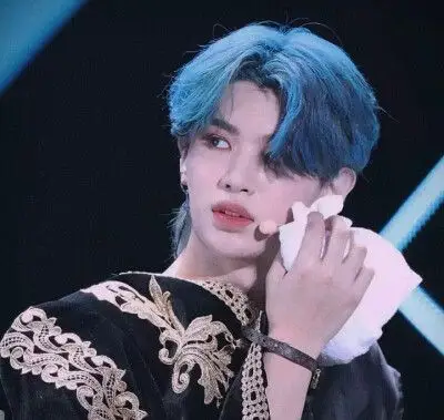 justin黄明昊头像. ^二改or二传备注dt白搽欧尼.