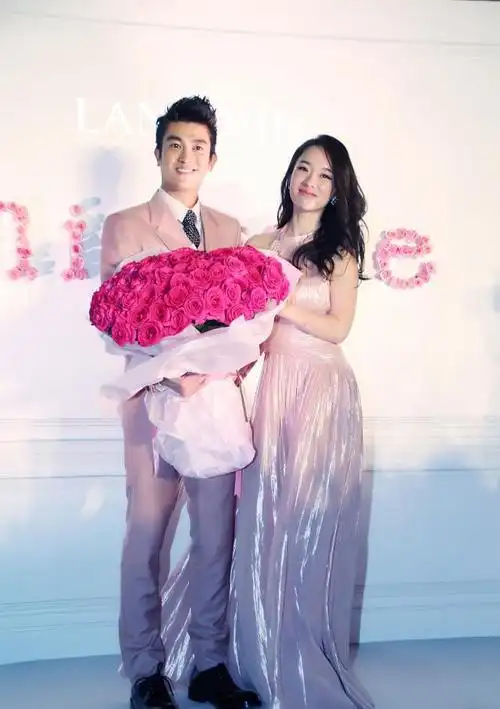 相恋8年孩子都已经7岁杜江霍思燕两人却为何没有举办婚礼