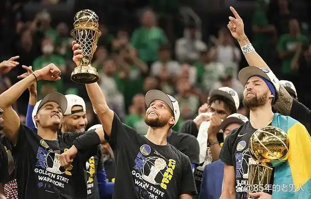 6 月 16 日(路透社)- 金州勇士队巩固了他们作为 nba 伟大王朝之一的