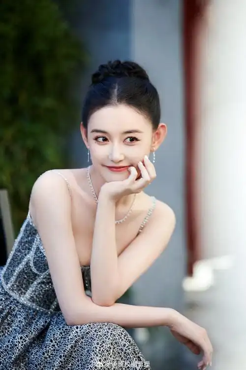 蒋依依cos失眠鬼