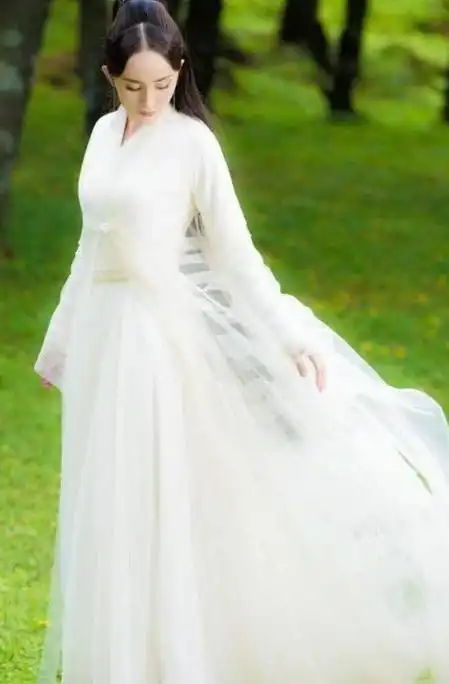 才发现三生三世白浅有10套衣服最美, 最后一套最贵, 只穿几分钟!