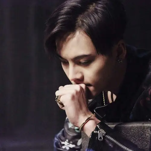 陈伟霆73 头像/ 来自专辑"表白"