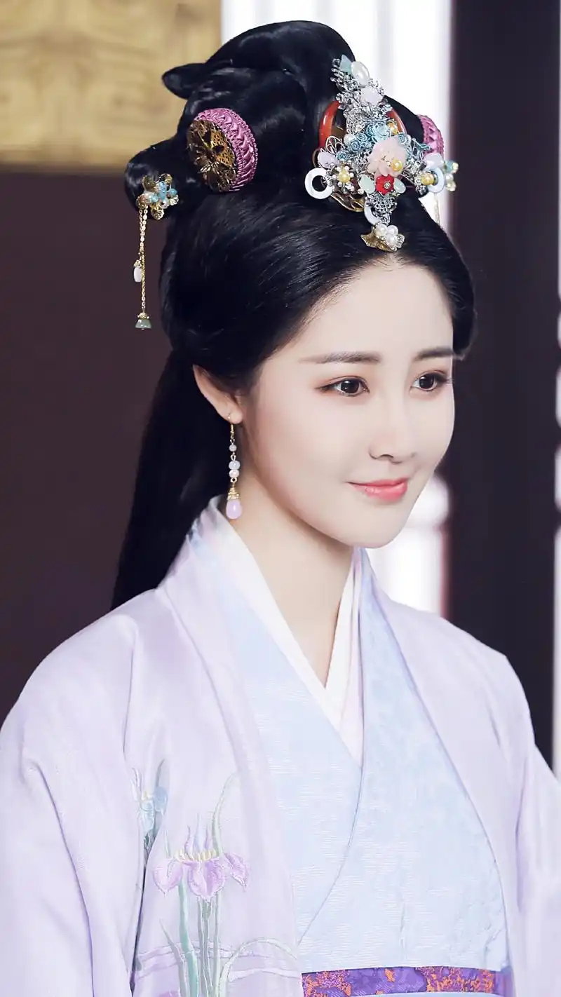 思美人·梁田 _ 【古装剧】美人如花花似梦 古风,古装女子[图片专辑]