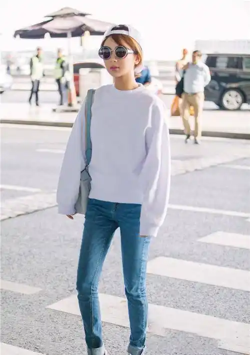 原创原创卫衣过时了今春流行杨紫的鱿鱼衣韩雪穿上后美翻了