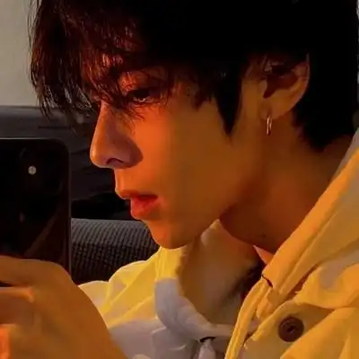 高颜值帅气头像男 高清超酷的男微信帅气头像图片_男生头像_美头网