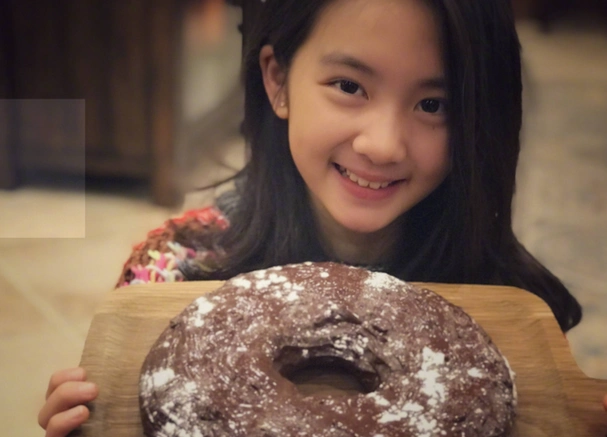 近日,一则关于黄磊的大女儿黄多多(黄忆慈)的新闻在网络上引起了热议.