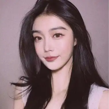 清冷霸气侧脸长发气质御姐女头 孤傲冷艳的不易撞小众微信女头_女生