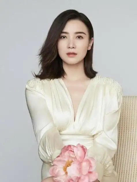 小宋佳的两任老公分别是谁