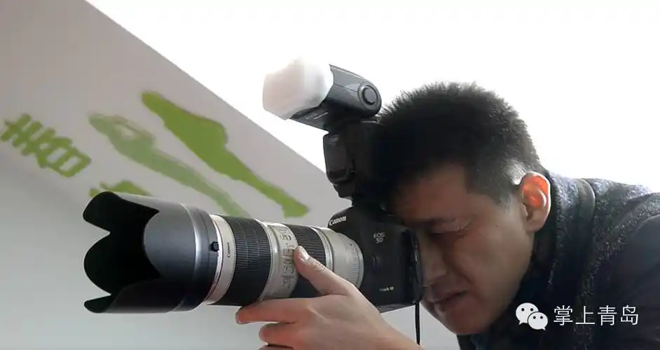 把证件照拍的高大上 这个青岛滴摄影师咋做到的?