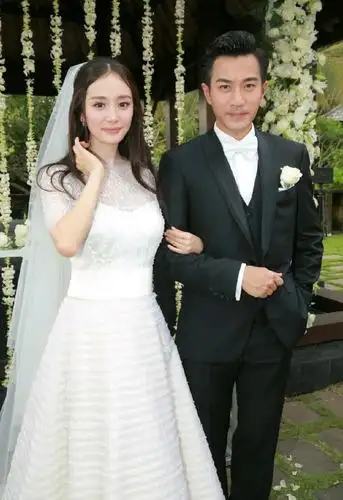 杨幂为何嫁刘恺威采访一语公开原因难怪现在离婚也不会后悔