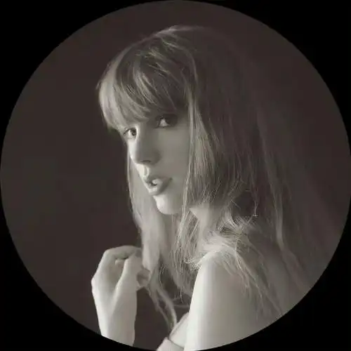 taylorswift超话#霉霉新专辑#  霉霉在社交媒体正式发布ts11官宣动态!