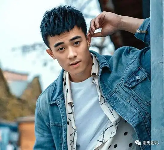 男生除了锅盖头这4款发型也超帅最后一款马上剪