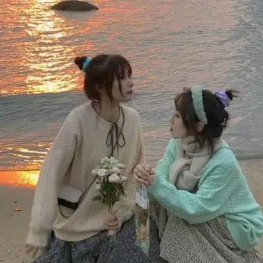 2021唯美闺蜜头像两人一人一张真人