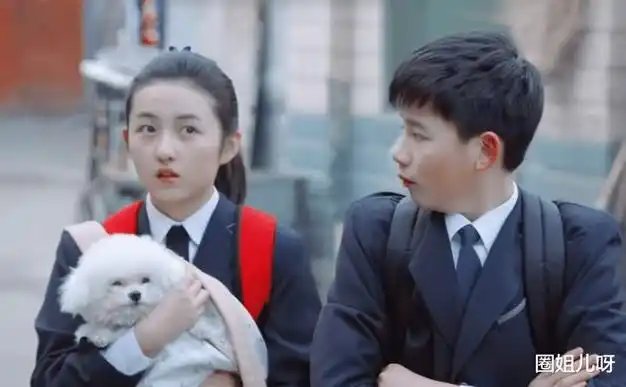 谈及张子枫和胡先煦,相信大家都不陌生,他俩和吴磊,赵今麦一样,都是