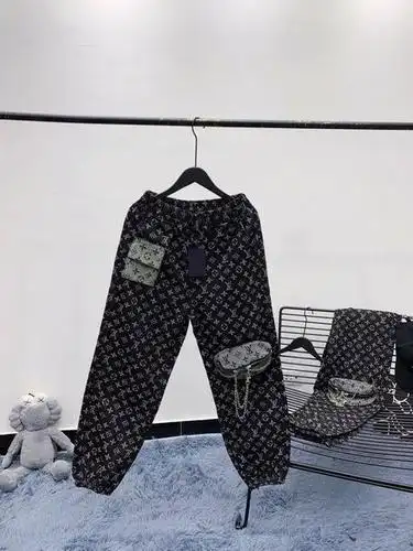 点此购买 lv女款老花提花撞色牛仔裤 莲155842