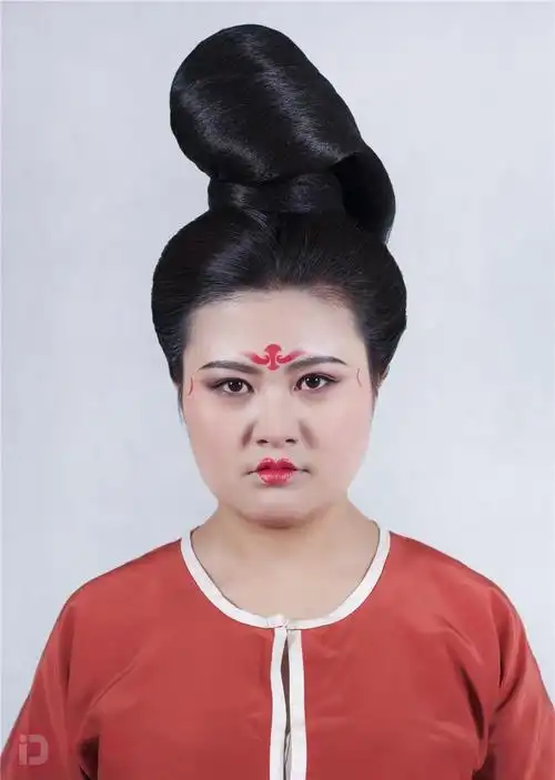 古装影视发型之唐宫廷舞女造型