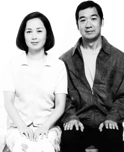 张国立蒋雯丽提前"金婚"