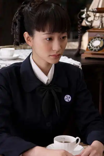 李小冉学生装首次曝光清纯可爱直击人心组图