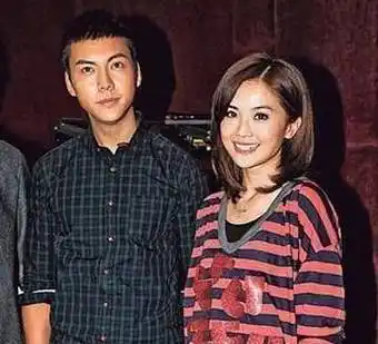 原创蔡卓妍爱上高颜值亿万富豪前男友陈伟霆发文不怪你移情别恋他